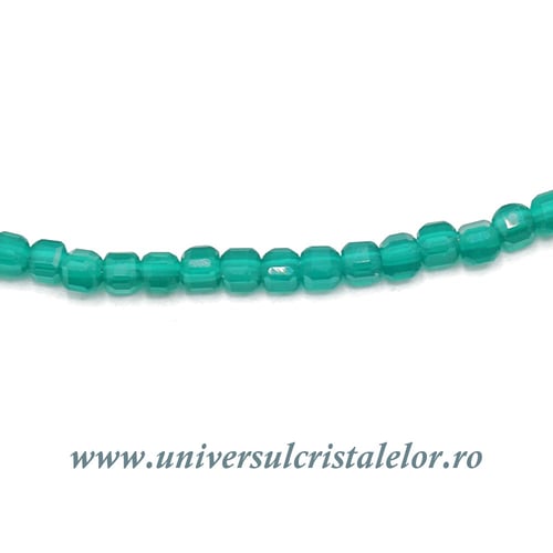Colier onix verde cub fatetat - 2,5mm
