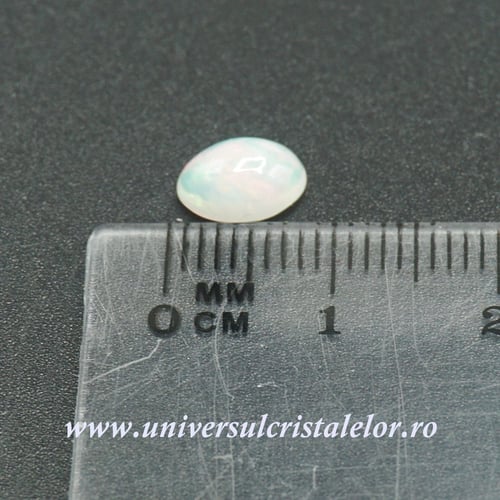 Opal nobil Etiopia cabochon m09