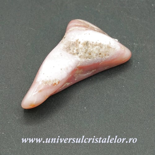 Opal roz piatra rulata