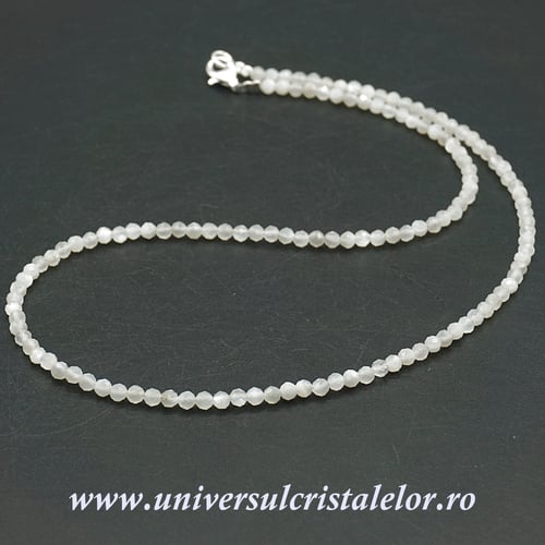 Colier piatra lunii alba rotund fatetat - 3.3 mm