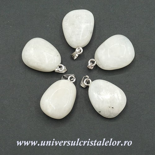 Pandantiv piatra lunii alba