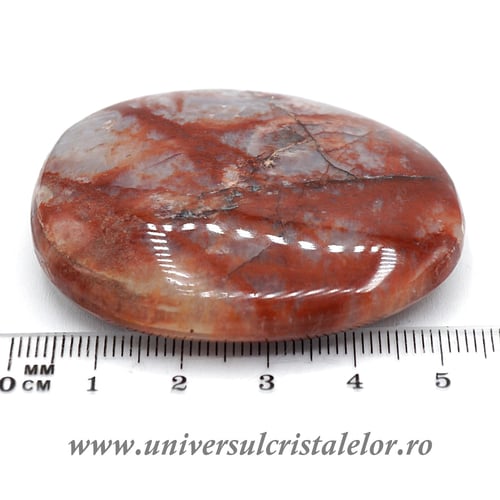 Piatra lunii rosie polisata