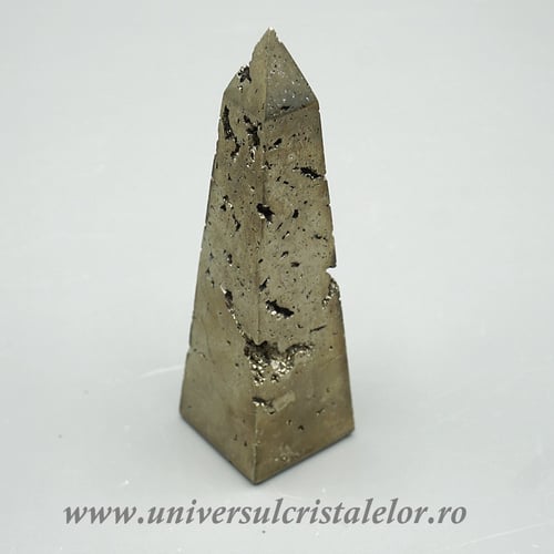 Obelisc pirita