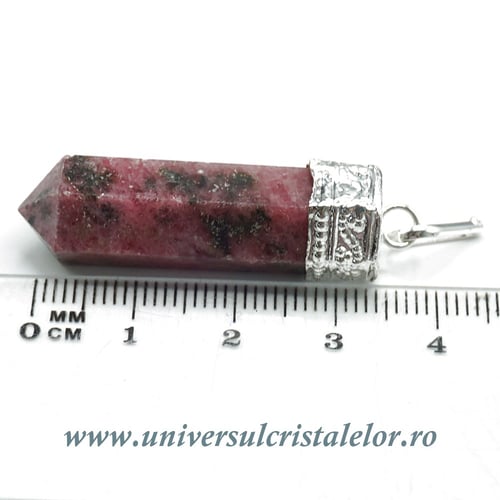 Pandantiv rodonit varf