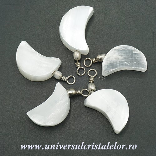 Pandantiv selenit semiluna