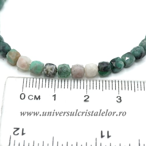 Bratara smarald cub fatetat - 4,5 mm