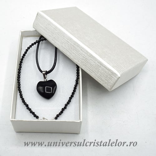 Set bratara spinel si pandantiv obsidian cu snur si cutie