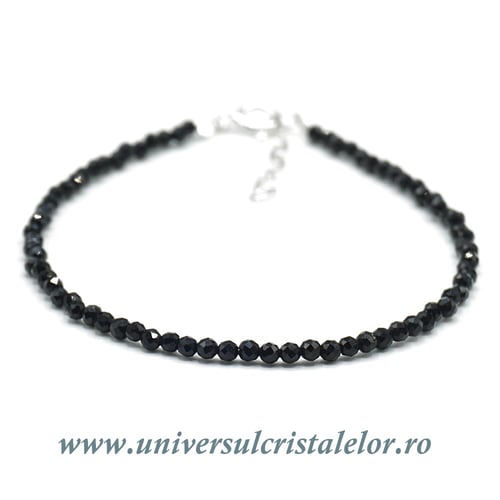 Set bratara spinel si pandantiv obsidian cu snur si cutie