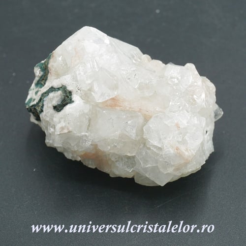 Stilbit cu apofilit verde unicat m01