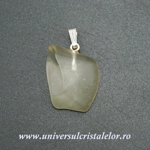 Pandantiv tectita aurie