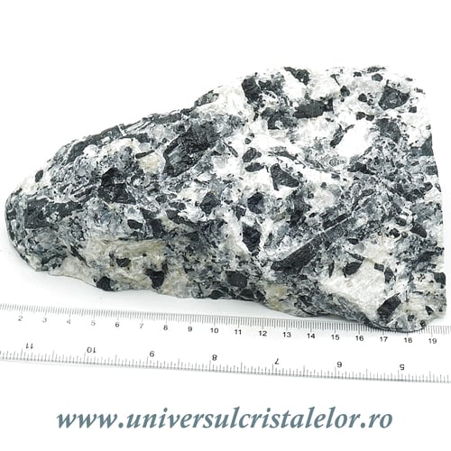 Cuart turmalinat cu baza