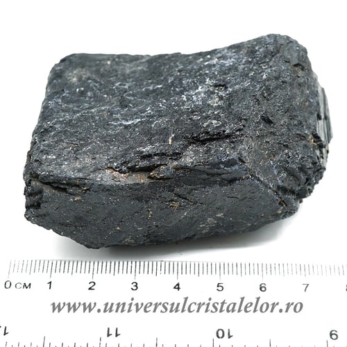 Turmalina neagra bruta m2
