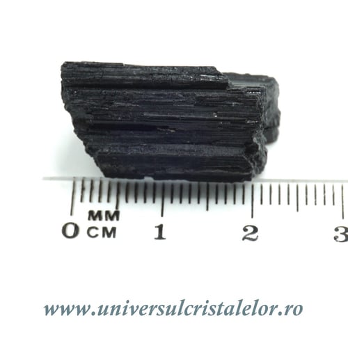 Turmalina neagra bruta