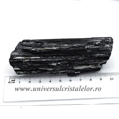 Turmalina neagra bruta m1