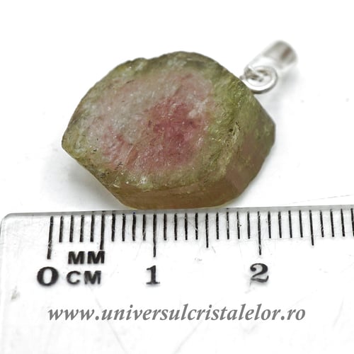 Pandantiv turmalina pepene