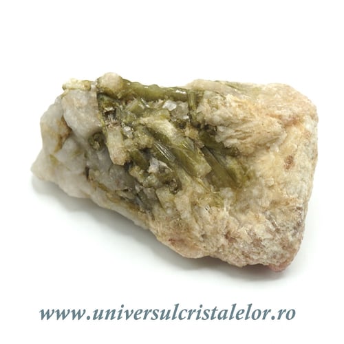 Turmalina verde in matrice