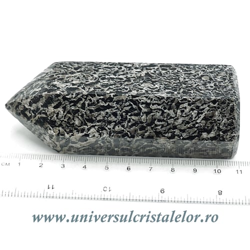 Turmalina varf cu baza