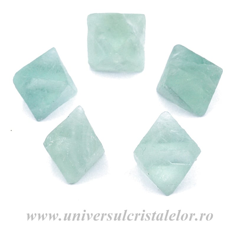 Octaedru fluorina verde