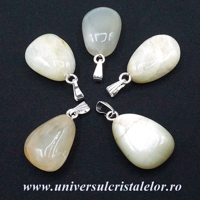 Pandantiv piatra lunii alba