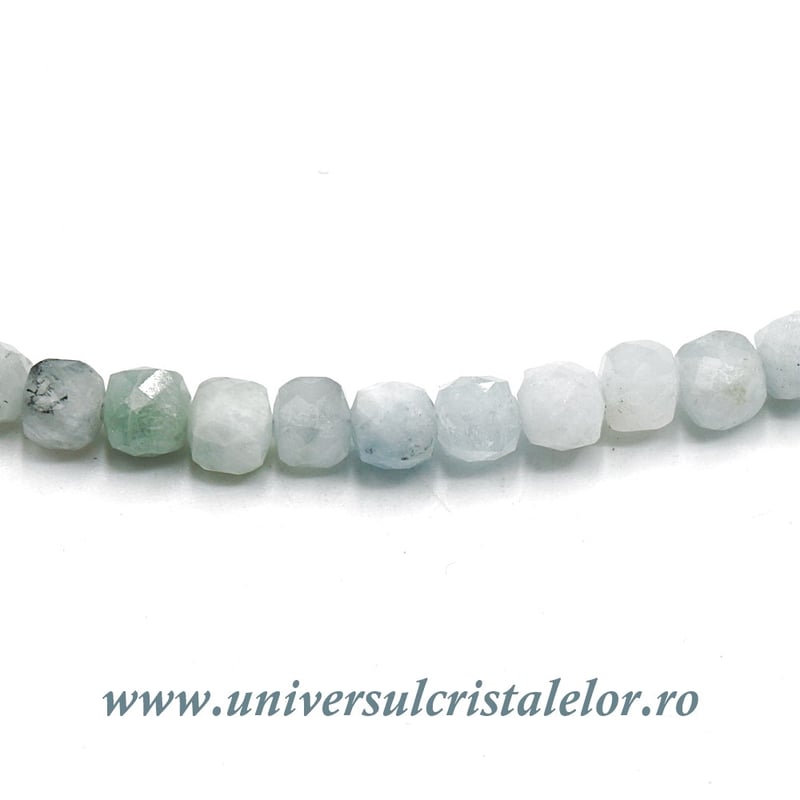 Colier acvamarin cub fatetat - 4,7 mm