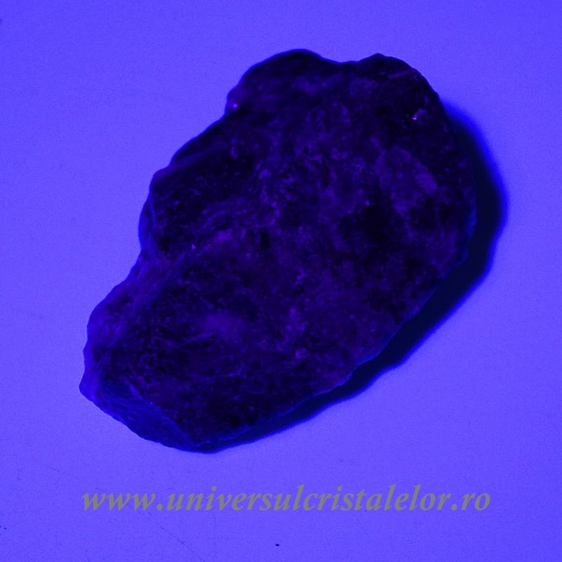 Afghanite cu sodalit verde