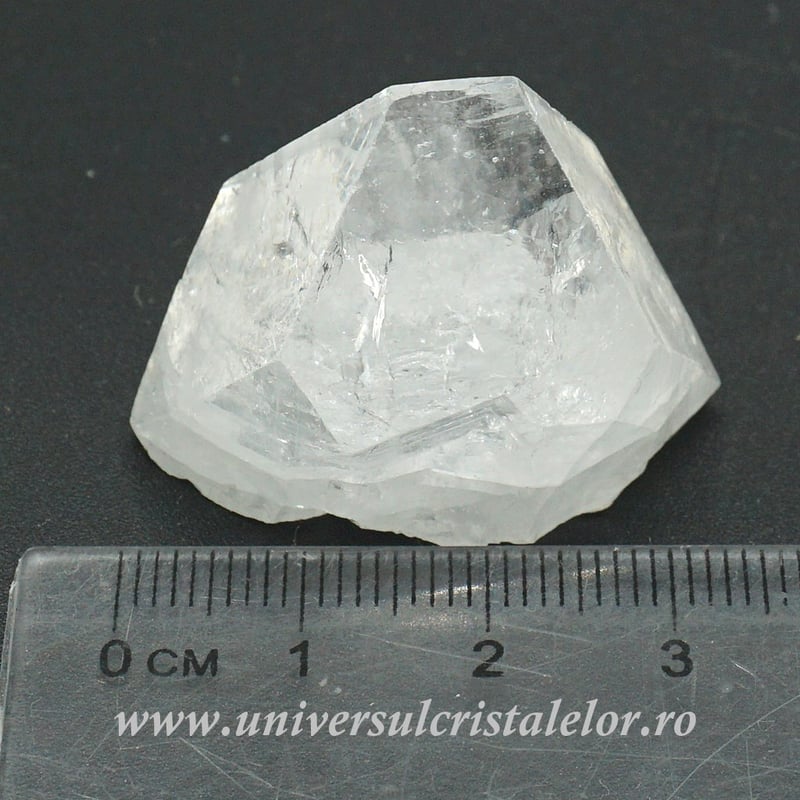 Piramida apofilit unicat m05