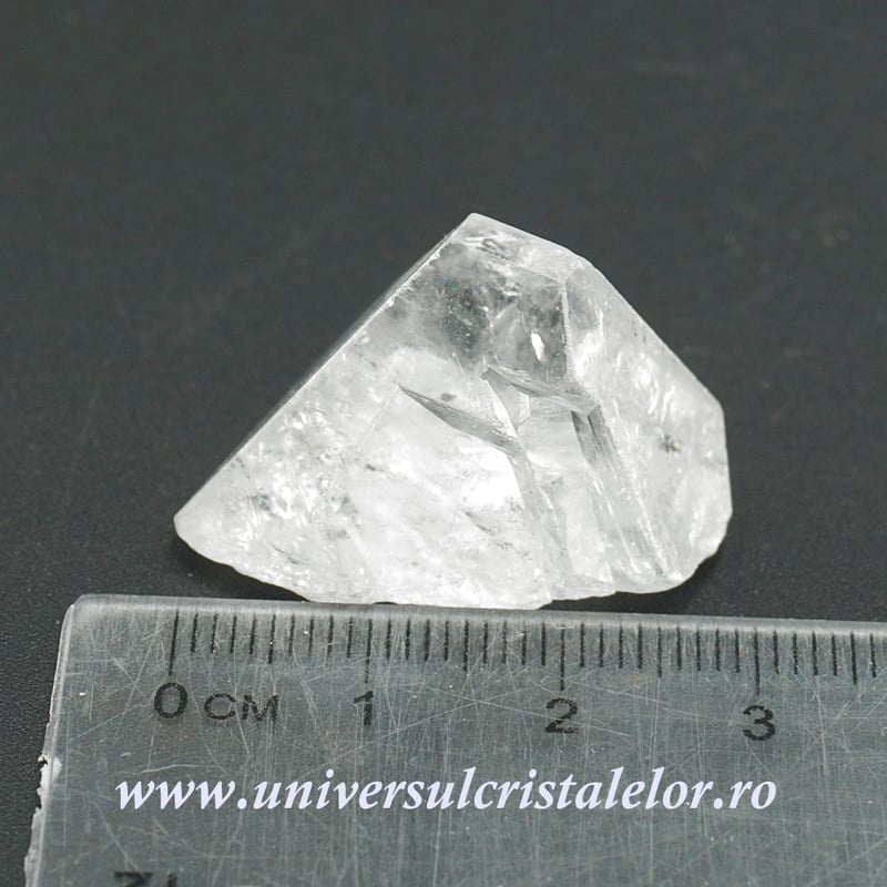 Piramida apofilit unicat m01