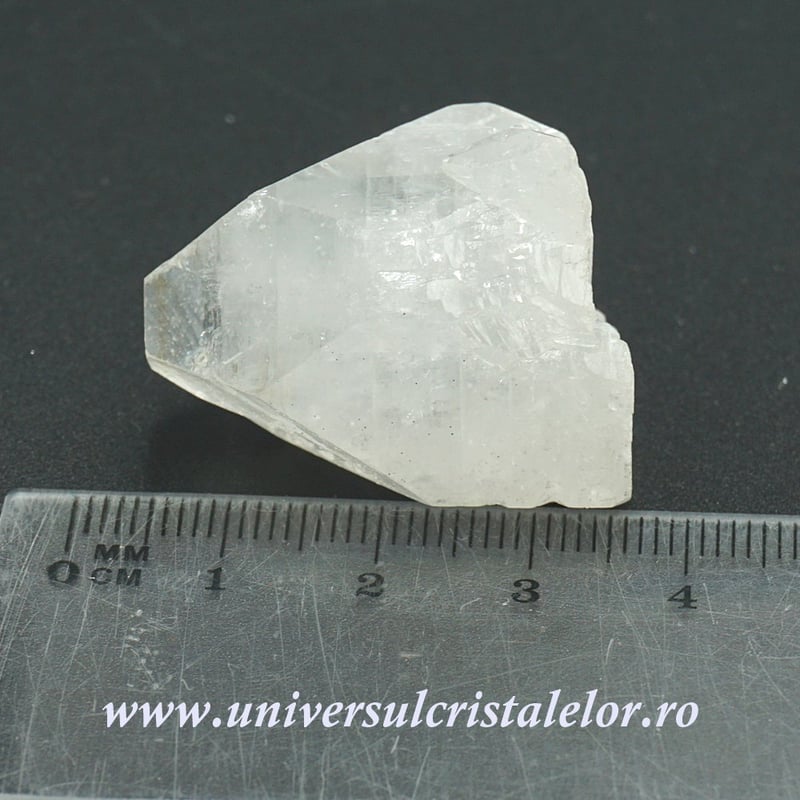 Piramida apofilit unicat m02