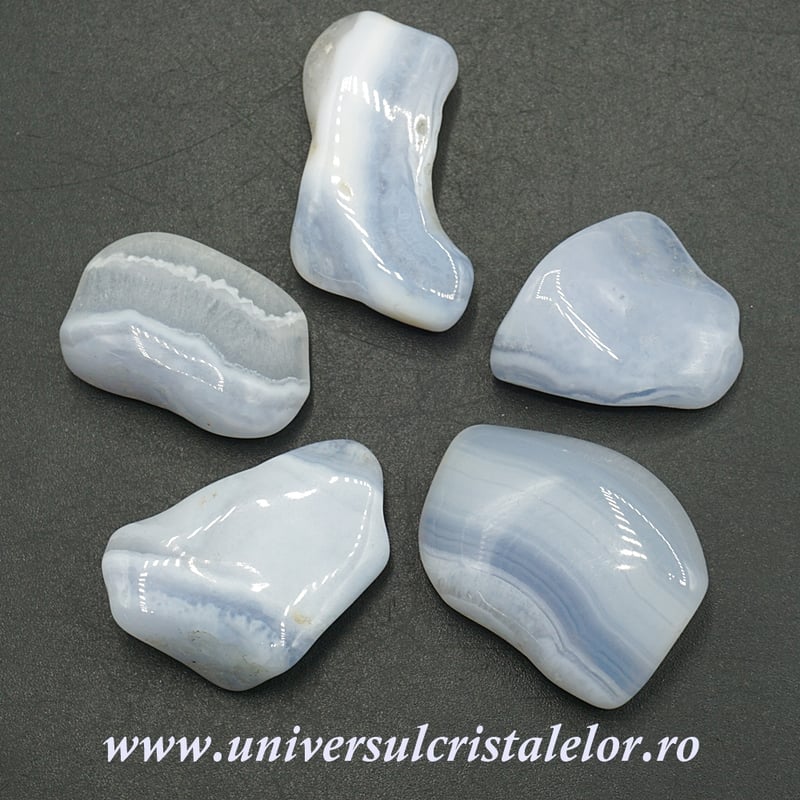 Calcedonie piatra rulata