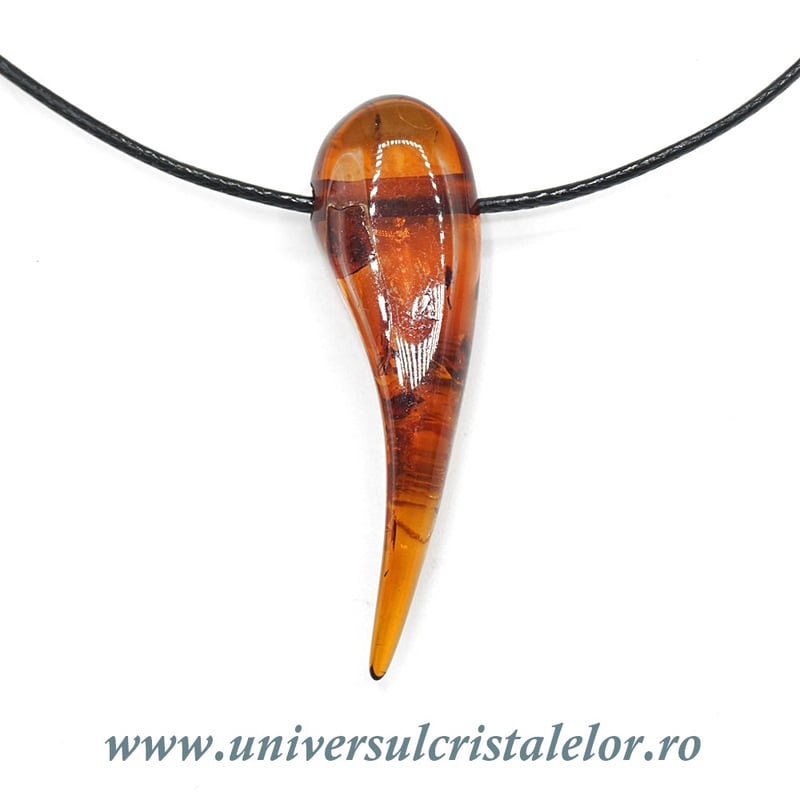 Pandantiv chihlimbar1