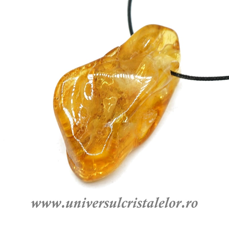 Pandantiv chihlimbar inima