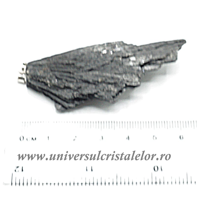 Pandantiv cianit negru