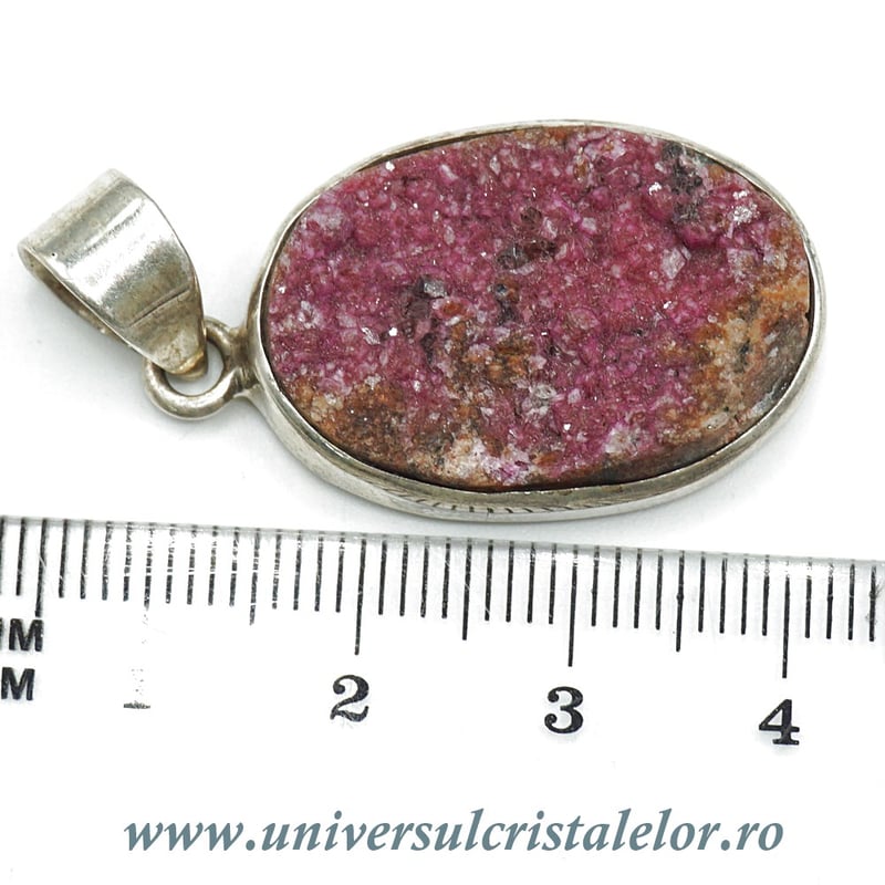 Pandantiv cobalto-calcit