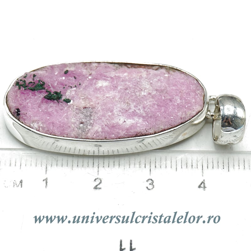 Pandantiv cobalto-calcit