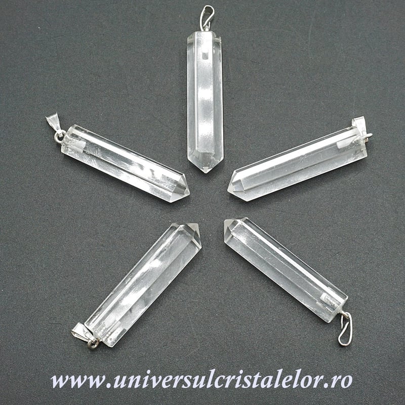 Pandantiv cristal de stanca varf
