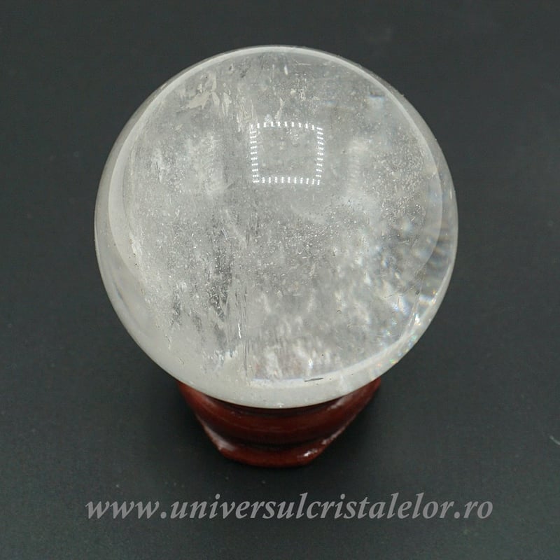 Sfera cristal de stanca