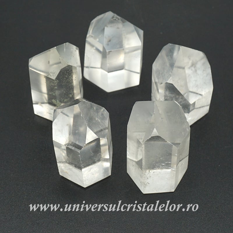 Cristal de stanca varf cu baza slefuit