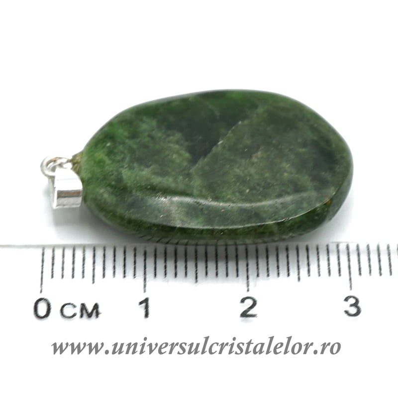 Pandantiv cromdiopsid