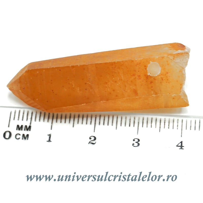 Pandantiv cuart lemurian rosu cu snur