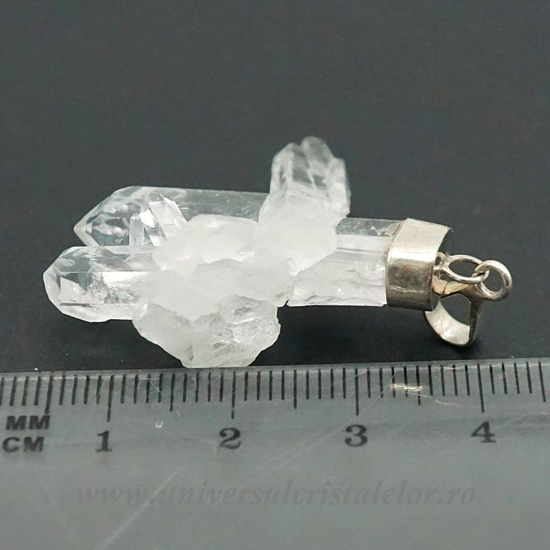 Pandantiv cuart faden