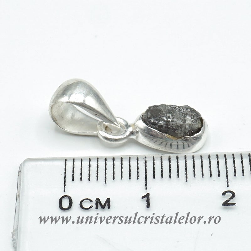 Pandantiv diamant brut