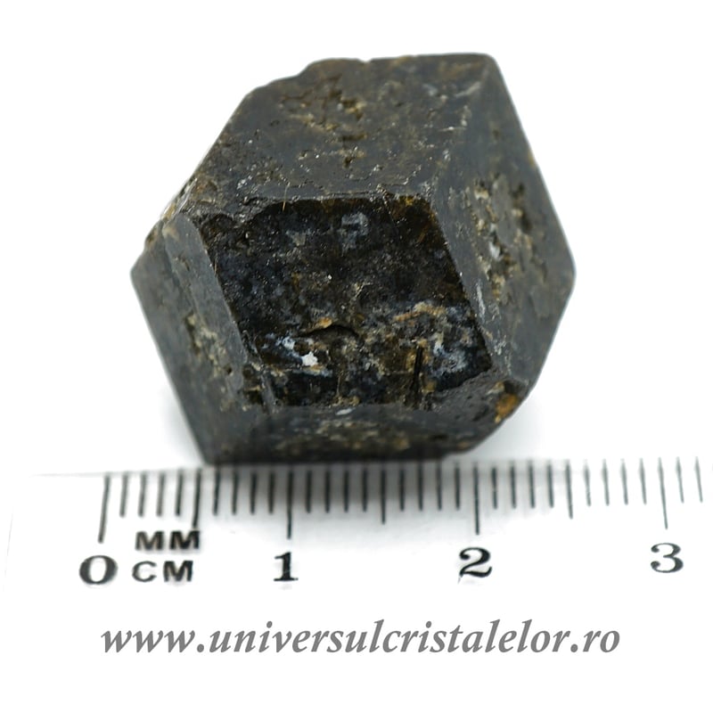 Granat Negru ( Almandin ) m2