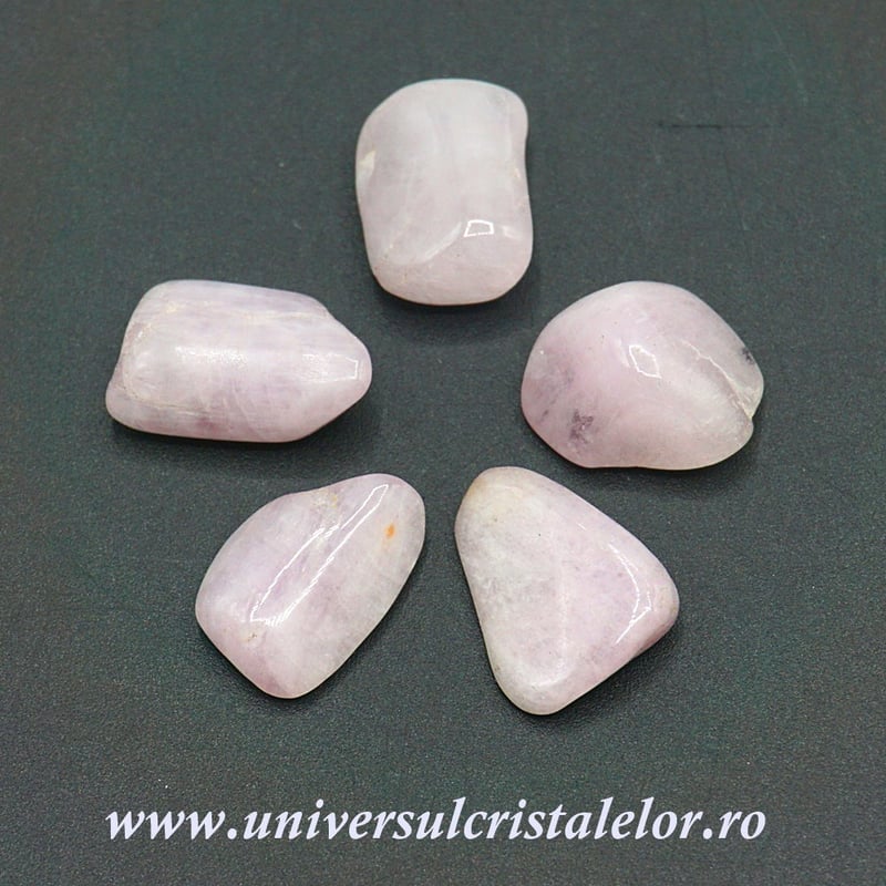 Kunzit piatra rulata