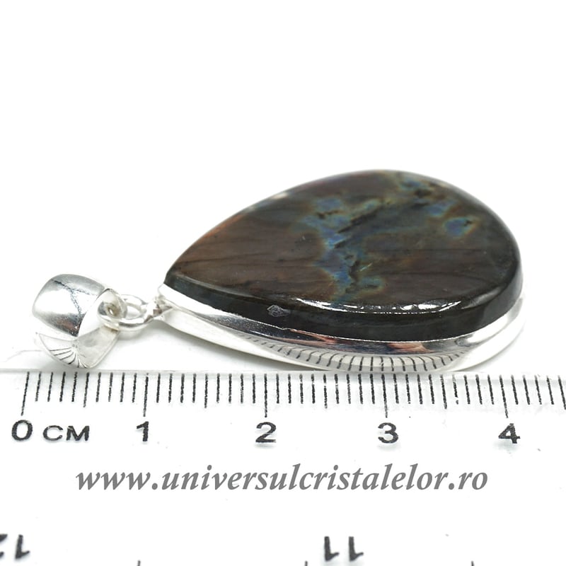 Pandantiv labradorit