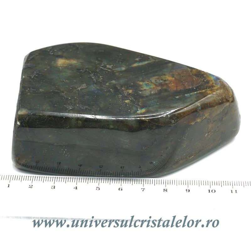 Sculptura labradorit