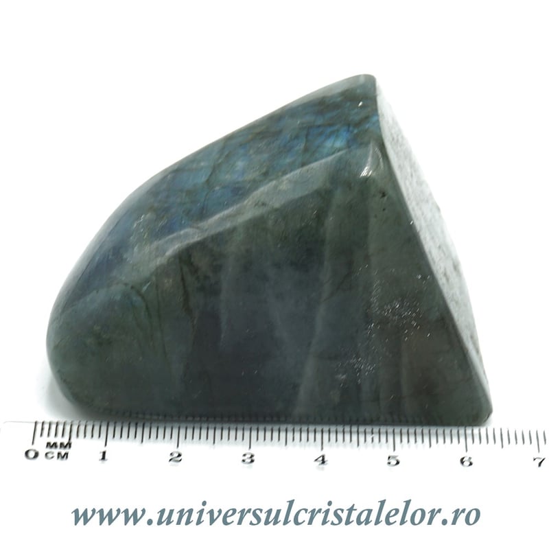 Sculptura labradorit