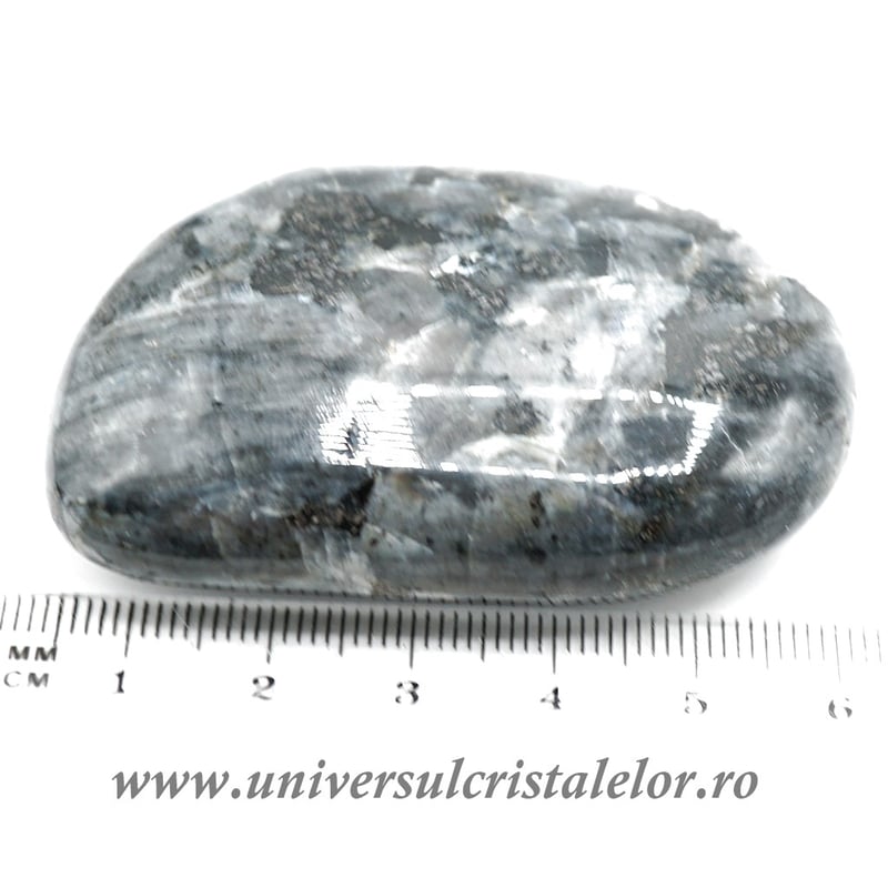 Larvikit polisat unicat m01