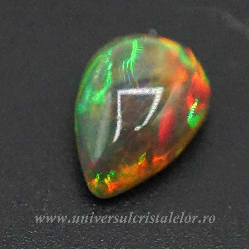 Opal nobil Etiopia cabochon m12