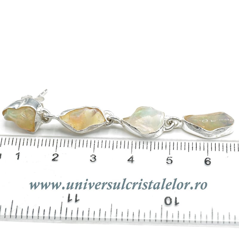 Cercei opal de foc unicat m03