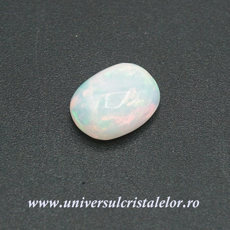 Opal nobil Etiopia cabochon m23